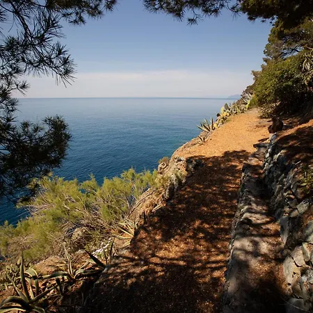 Dependance Del Paradiso Bonassola